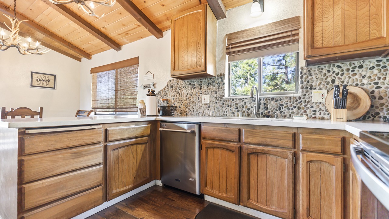 Photo of Kitchen in Groveland