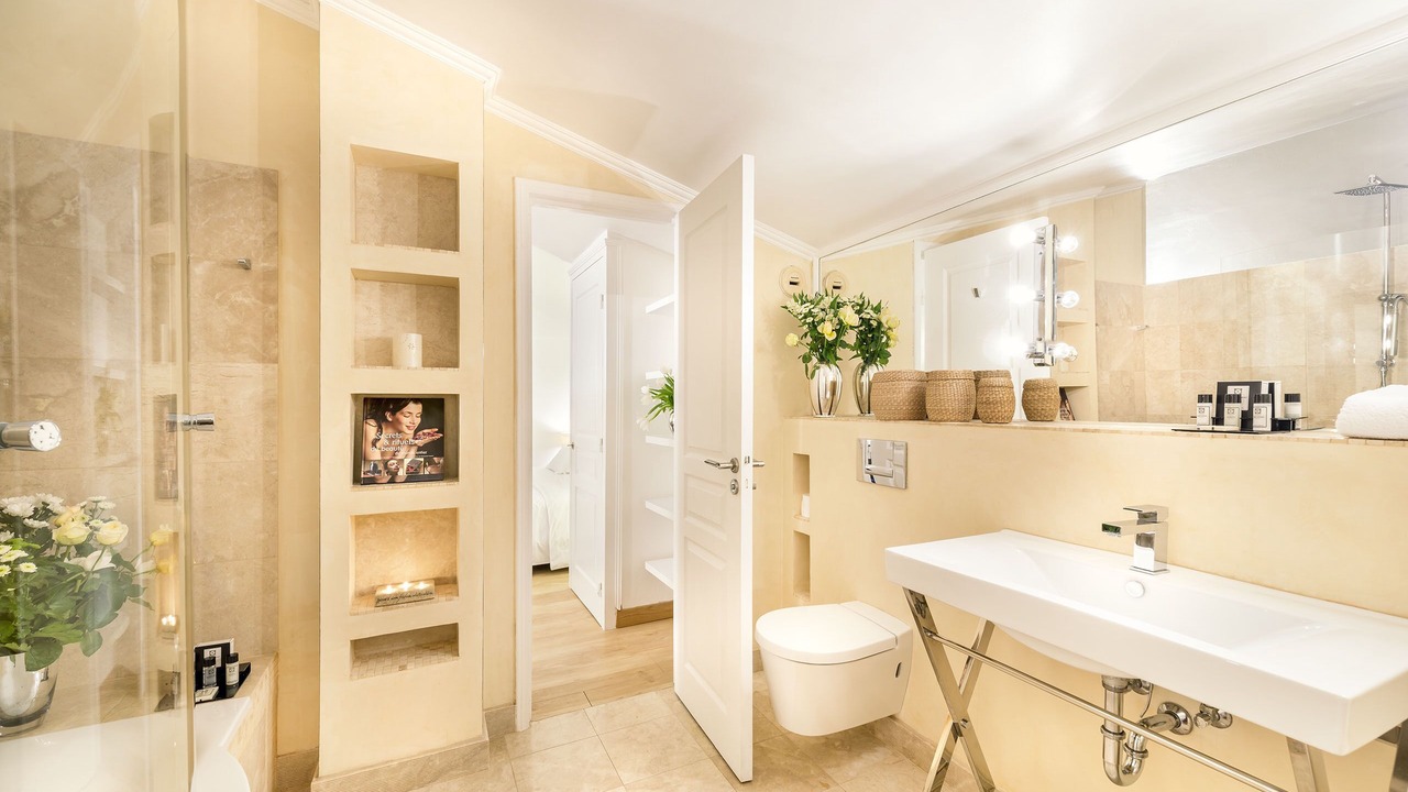Photo of Bathroom in Port Hercule