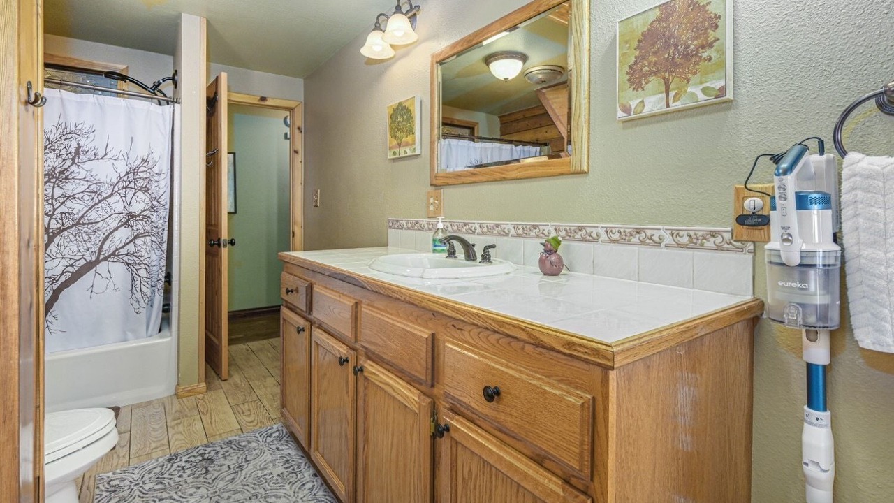 Photo of Bathroom in Pine Cove