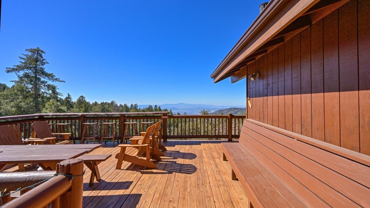 Photo of Patio Balcony in Pine Cove