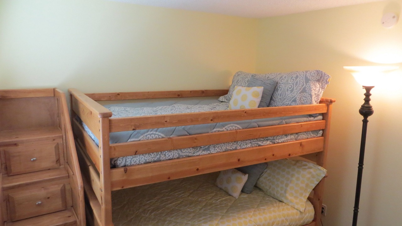 Photo of Bedroom in Anaheim Resort