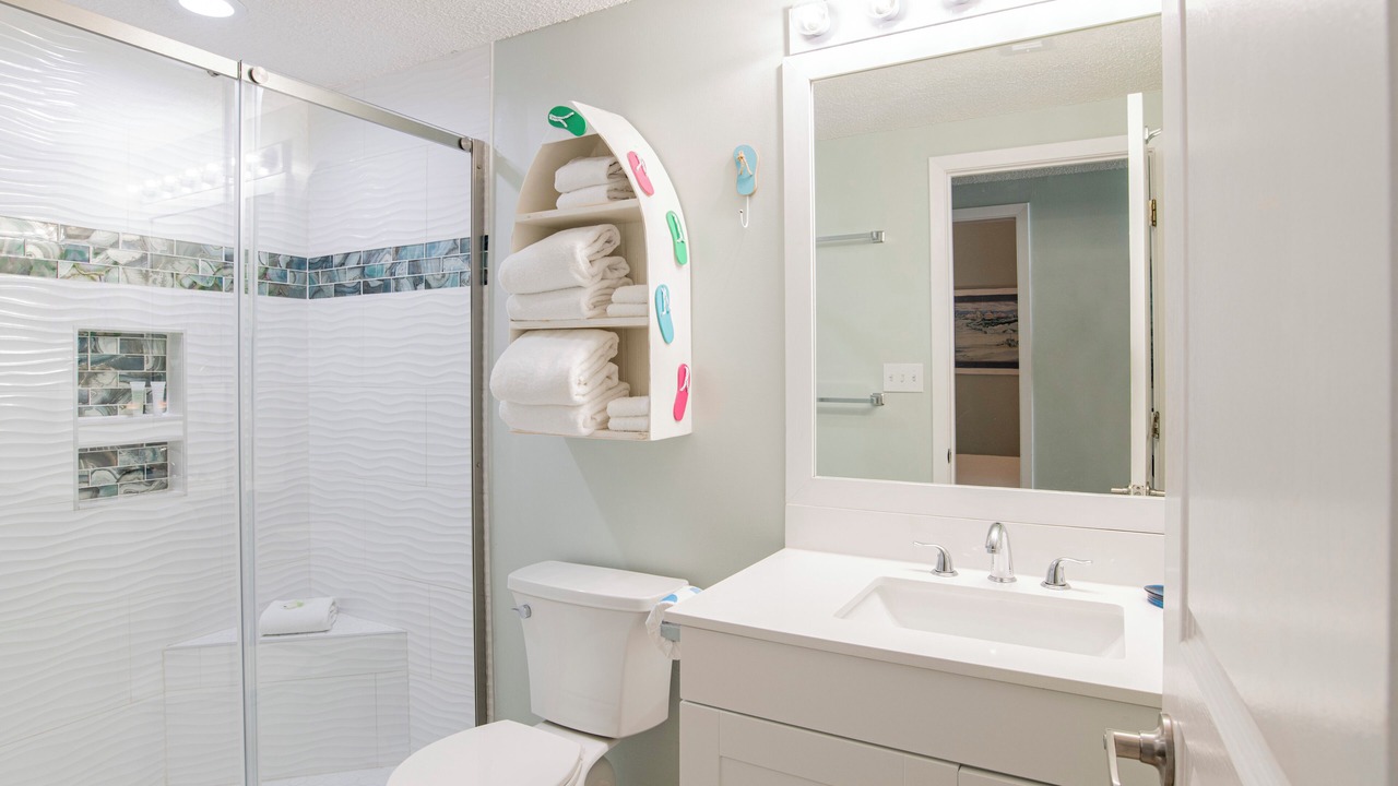 Photo of Bathroom in Orange Beach