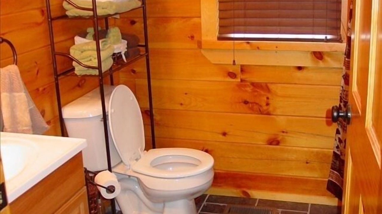 Photo of Bathroom in Wallenpaupauk Lake Estates