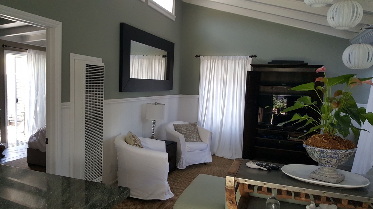 Photo of Livingroom in Corona del Mar