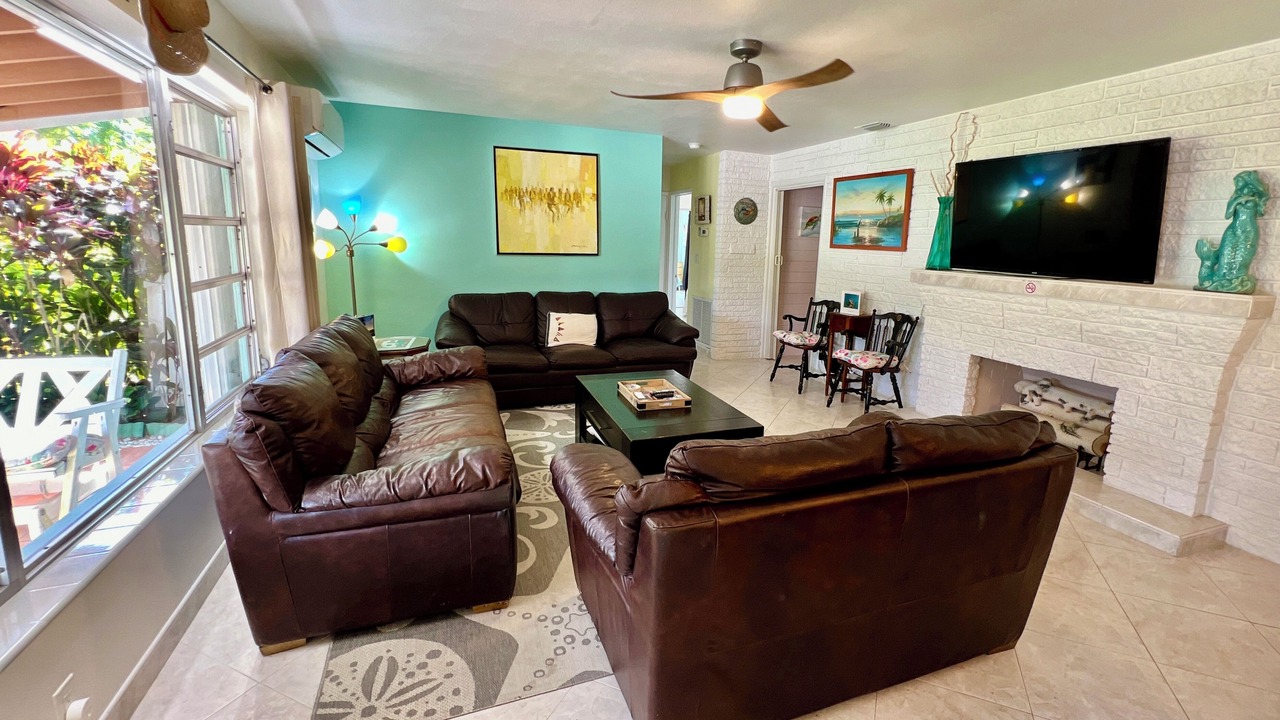 Photo of Livingroom in Deerfield Beach