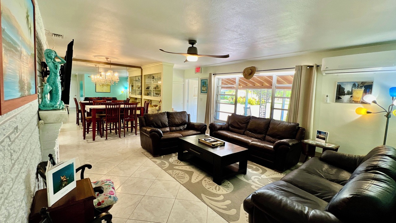 Photo of Livingroom in Deerfield Beach