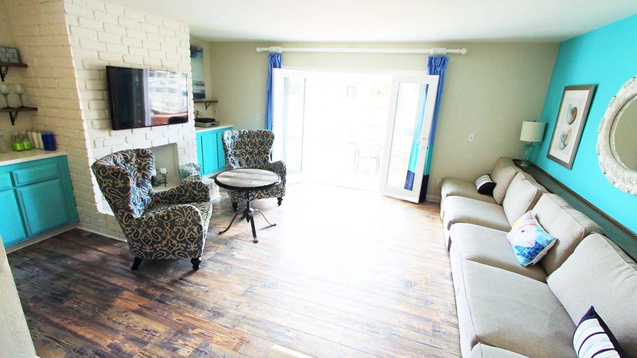 Photo of Bedroom in Huntington Beach