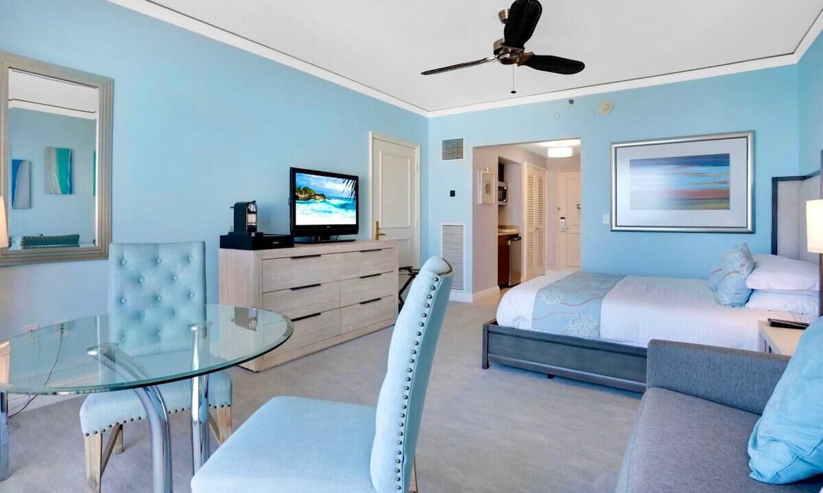 Photo of Bedroom in Key Biscayne