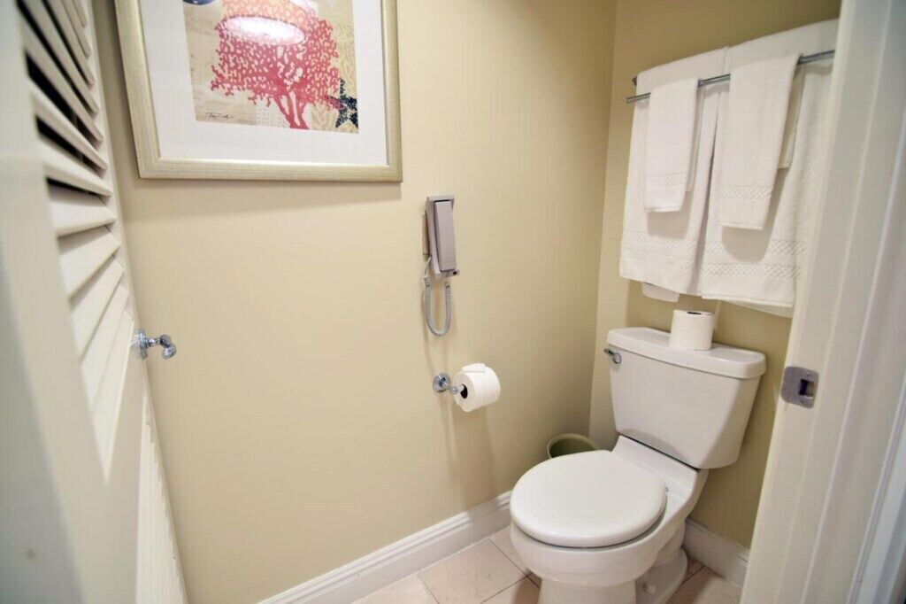 Photo of Bathroom in Key Biscayne