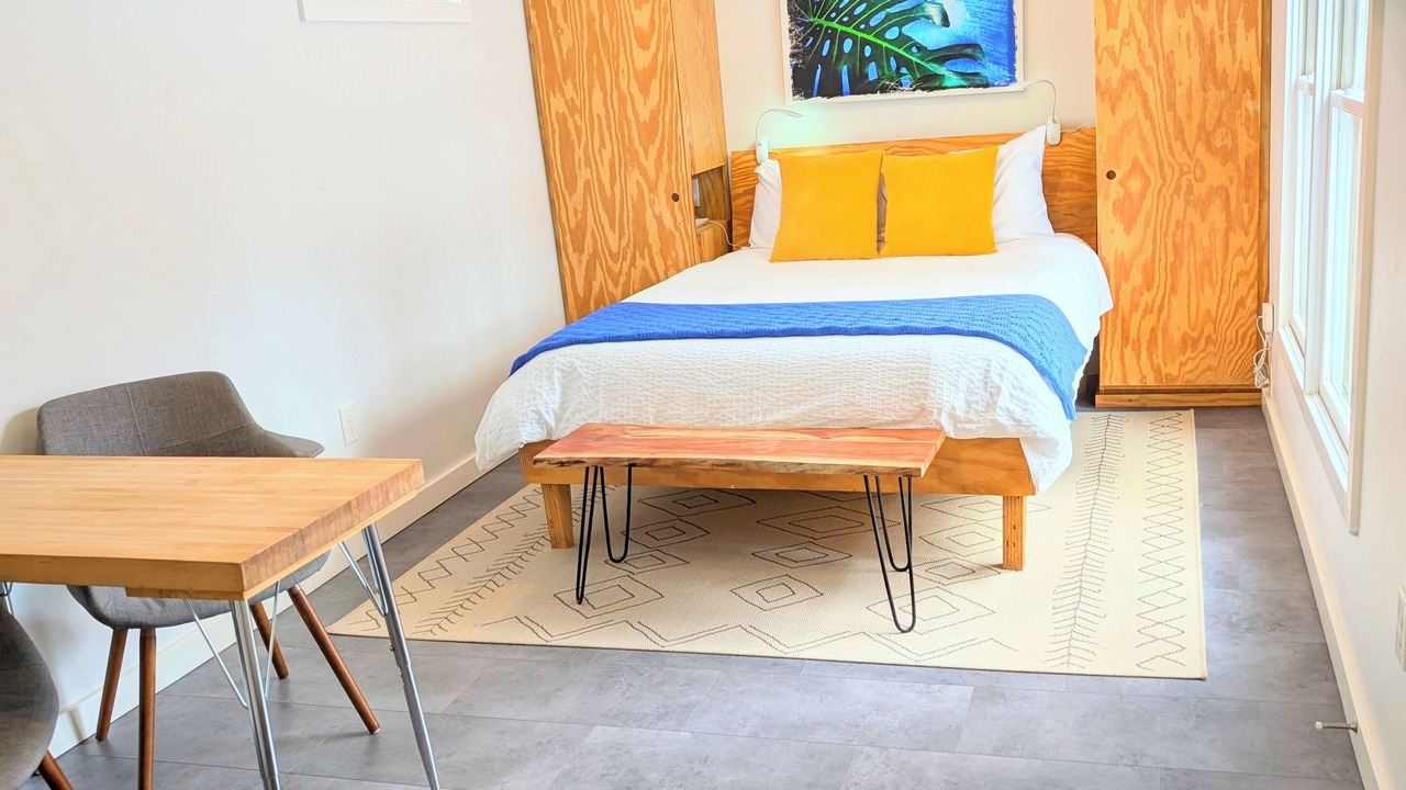 Photo of Bedroom in Historic Oakwood
