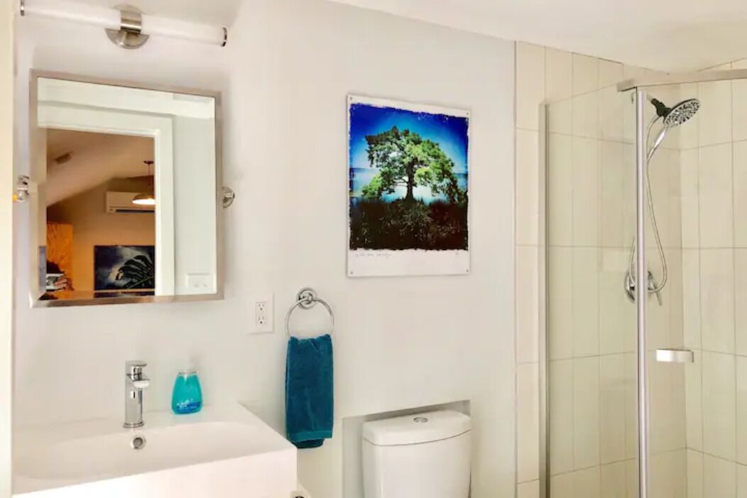 Photo of Bathroom in Historic Oakwood
