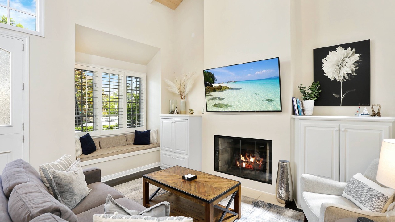 Photo of Bedroom in Corona del Mar