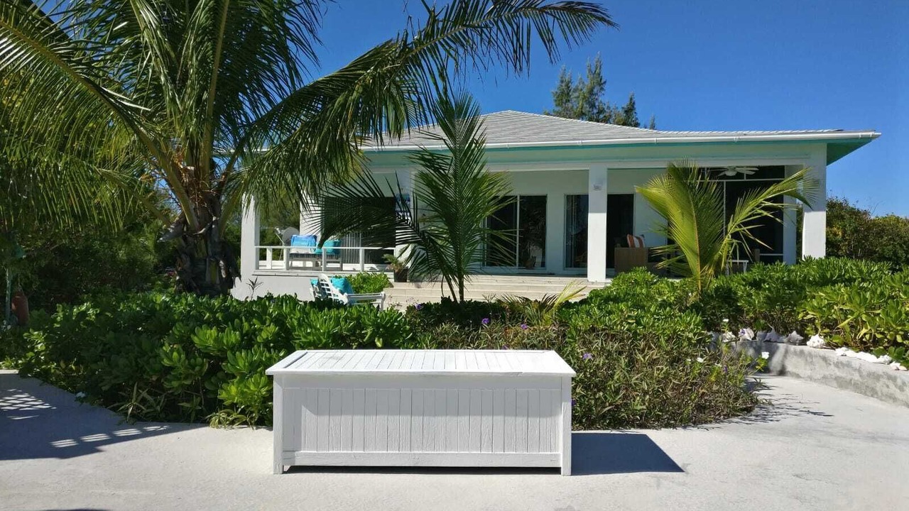 Photo of Patio Balcony in Governor's Harbour