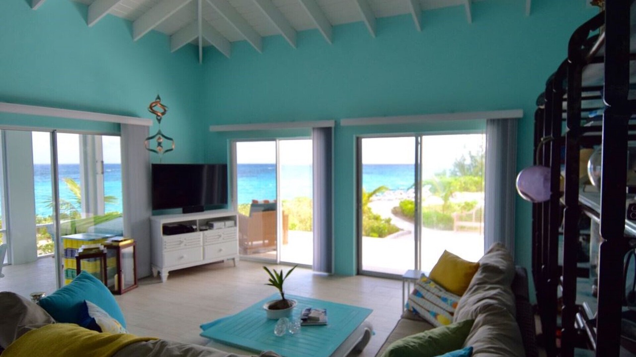 Photo of Livingroom in Governor's Harbour