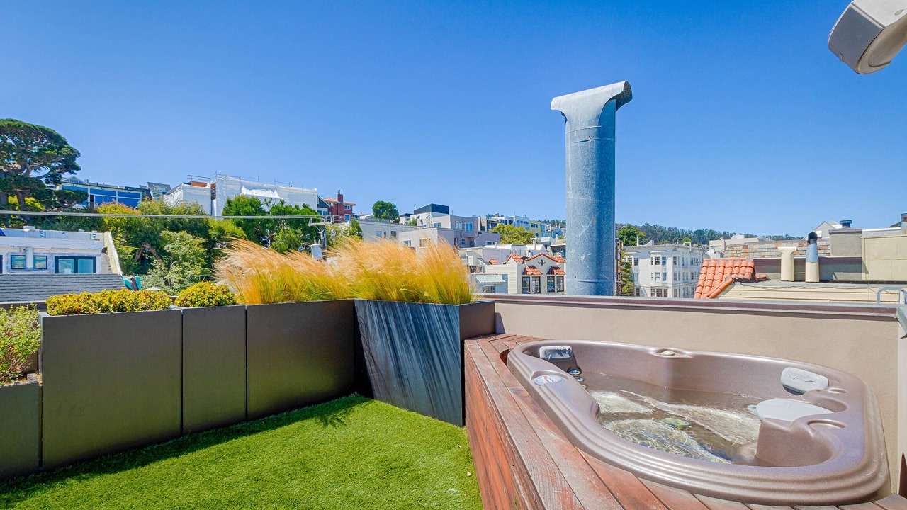 Photo of Patio Balcony in Cow Hollow