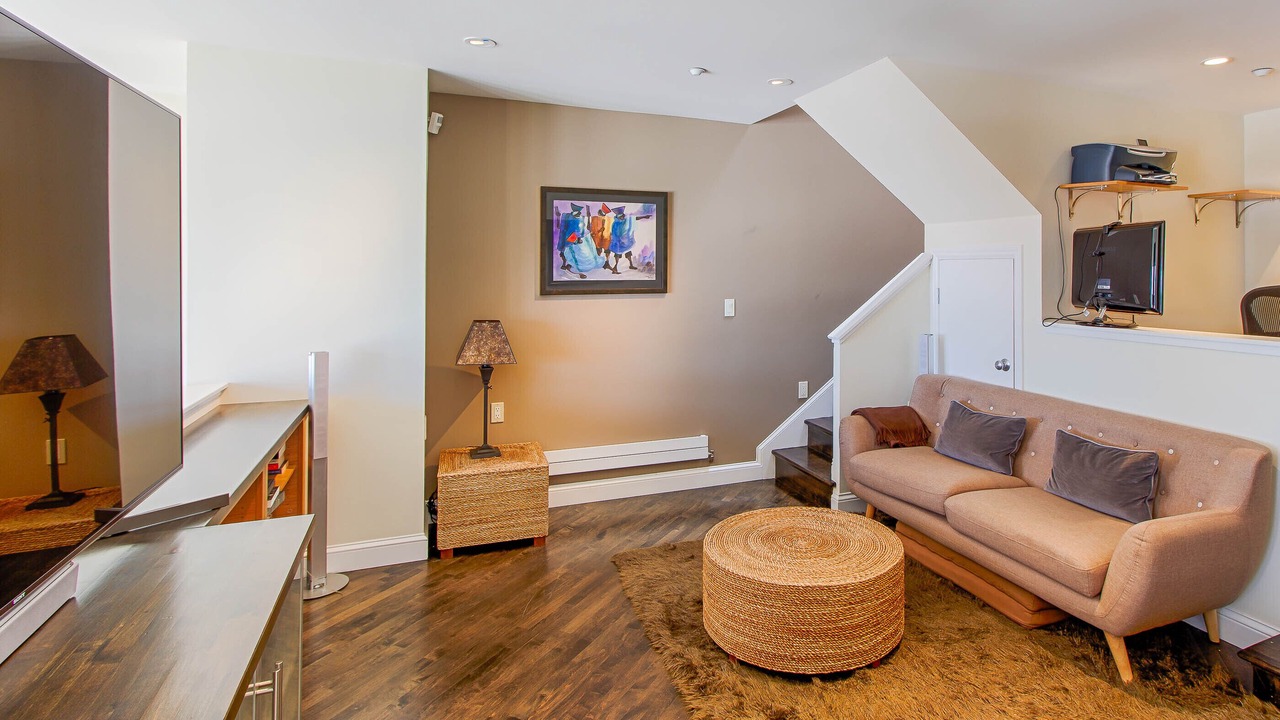 Photo of Livingroom in Cow Hollow
