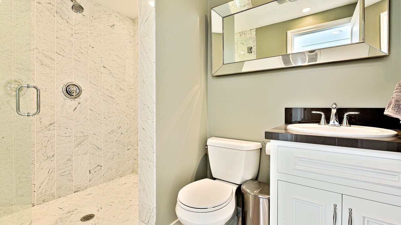 Photo of Bathroom in Los Angeles