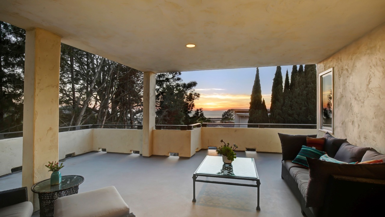 Photo of Patio Balcony in Del Mar Heights