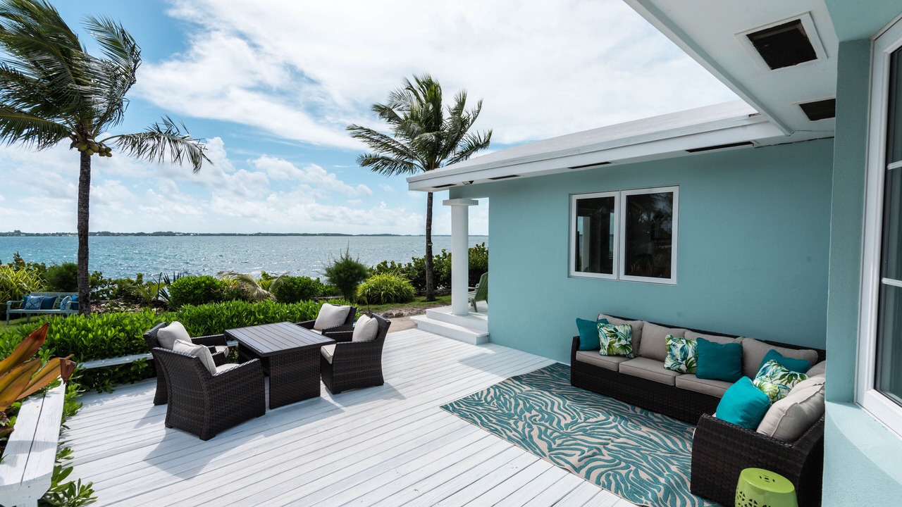 Photo of Patio Balcony in Dunmore Town