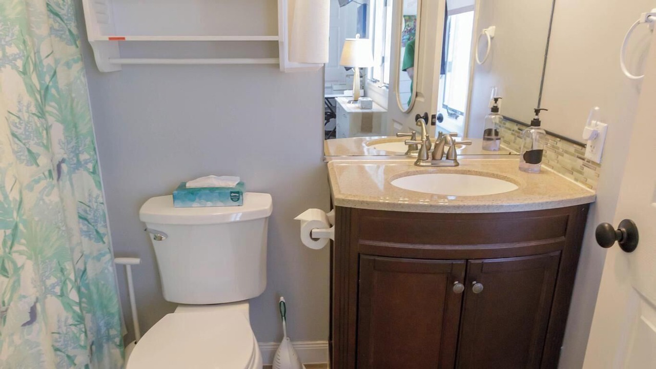 Photo of Bathroom in Townsend's Inlet