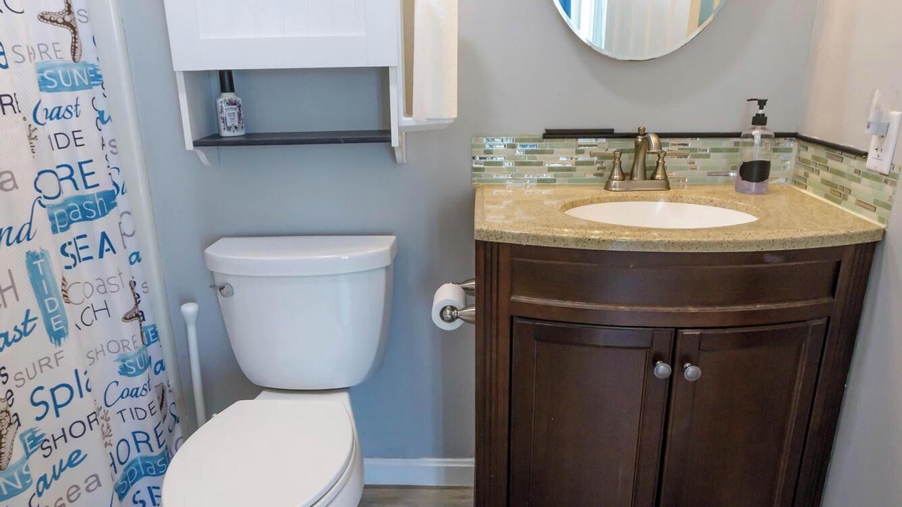 Photo of Bathroom in Townsend's Inlet