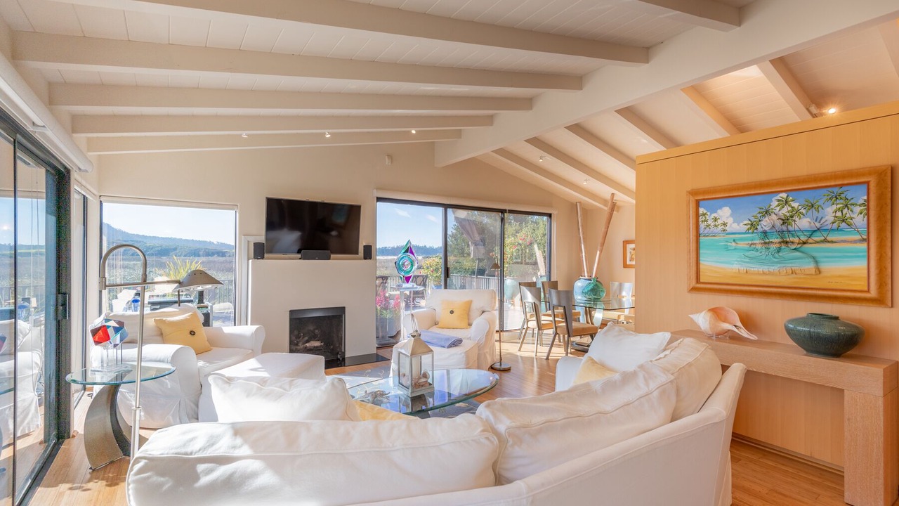 Photo of Livingroom in Carmel