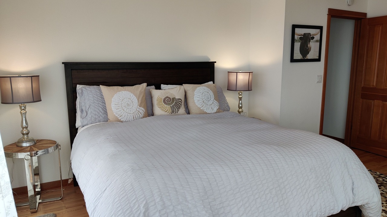 Photo of Bedroom in Dillon Beach