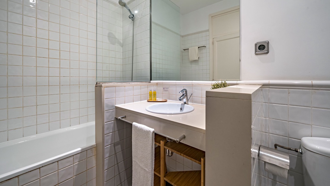 Photo of Bathroom in L'Antiga Esquerra de l'Eixample