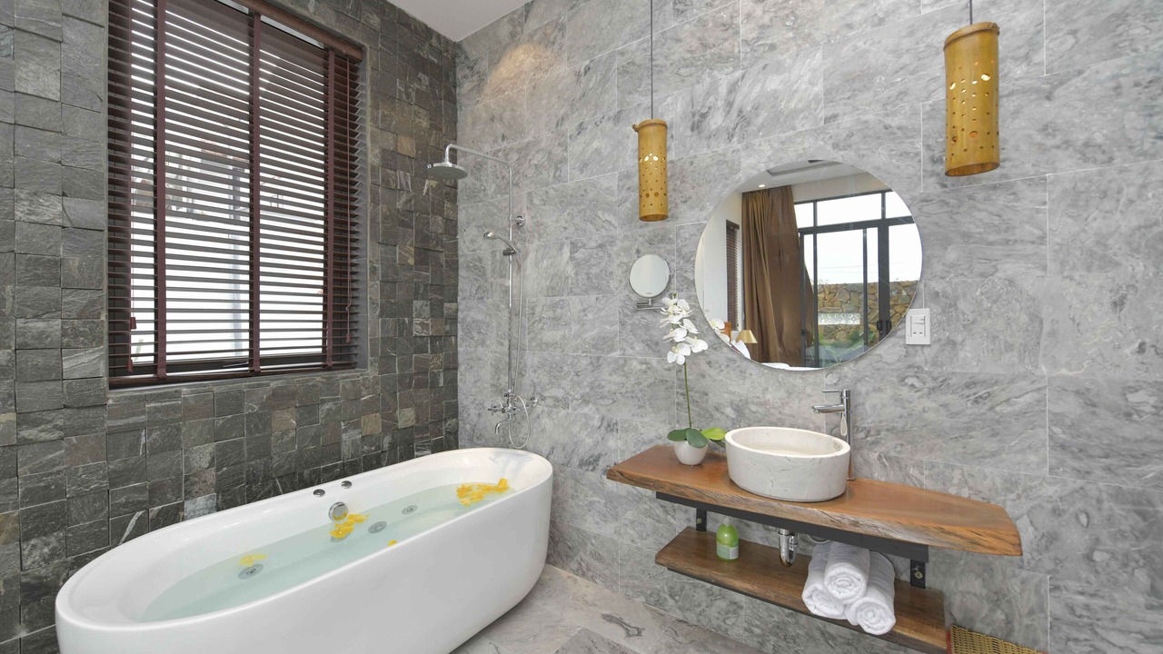 Photo of Bathroom in Cam An