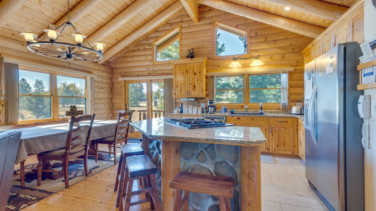 Photo of Kitchen in Mariposa
