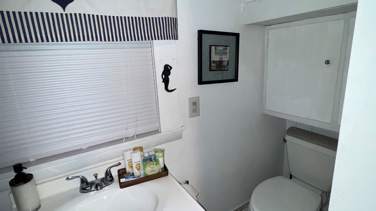 Photo of Bathroom in Town of Benton