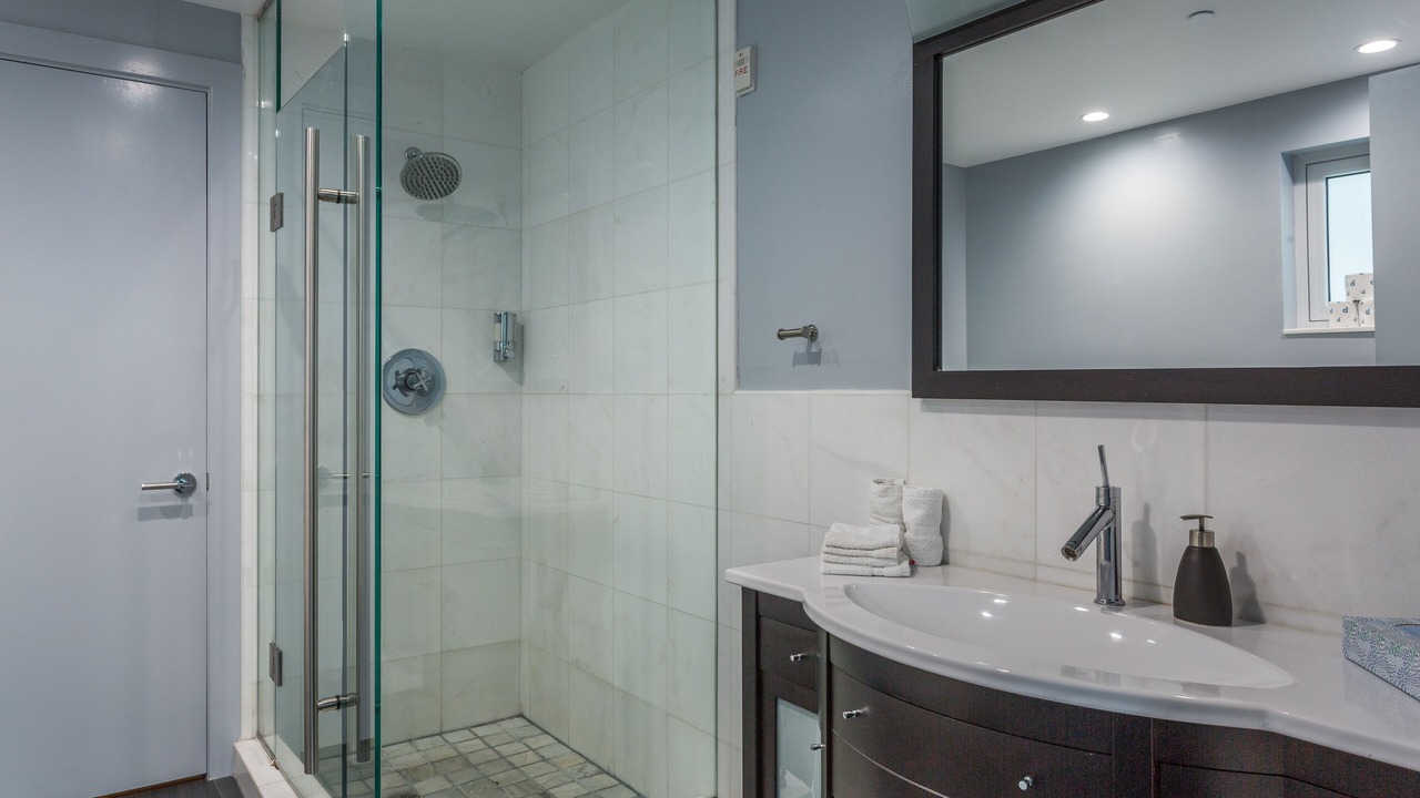 Photo of Bathroom in South Pointe