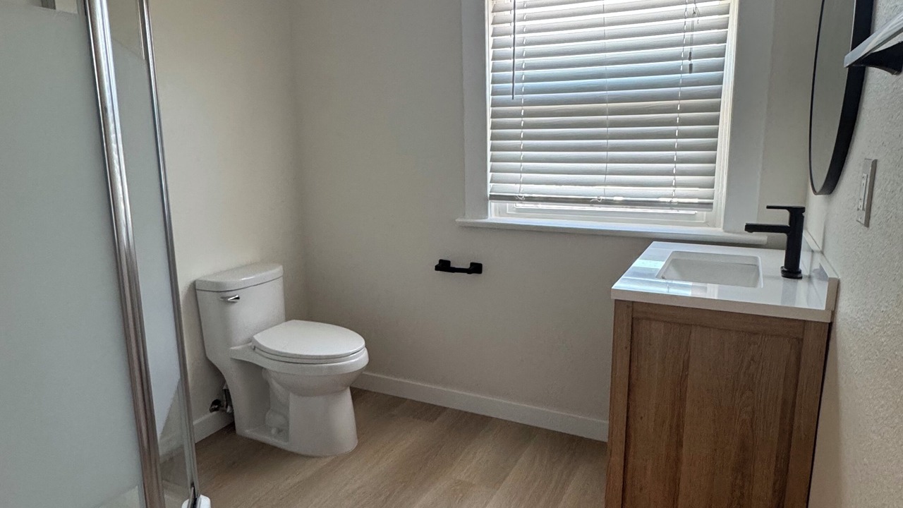 Photo of Bathroom in Southeast Anaheim