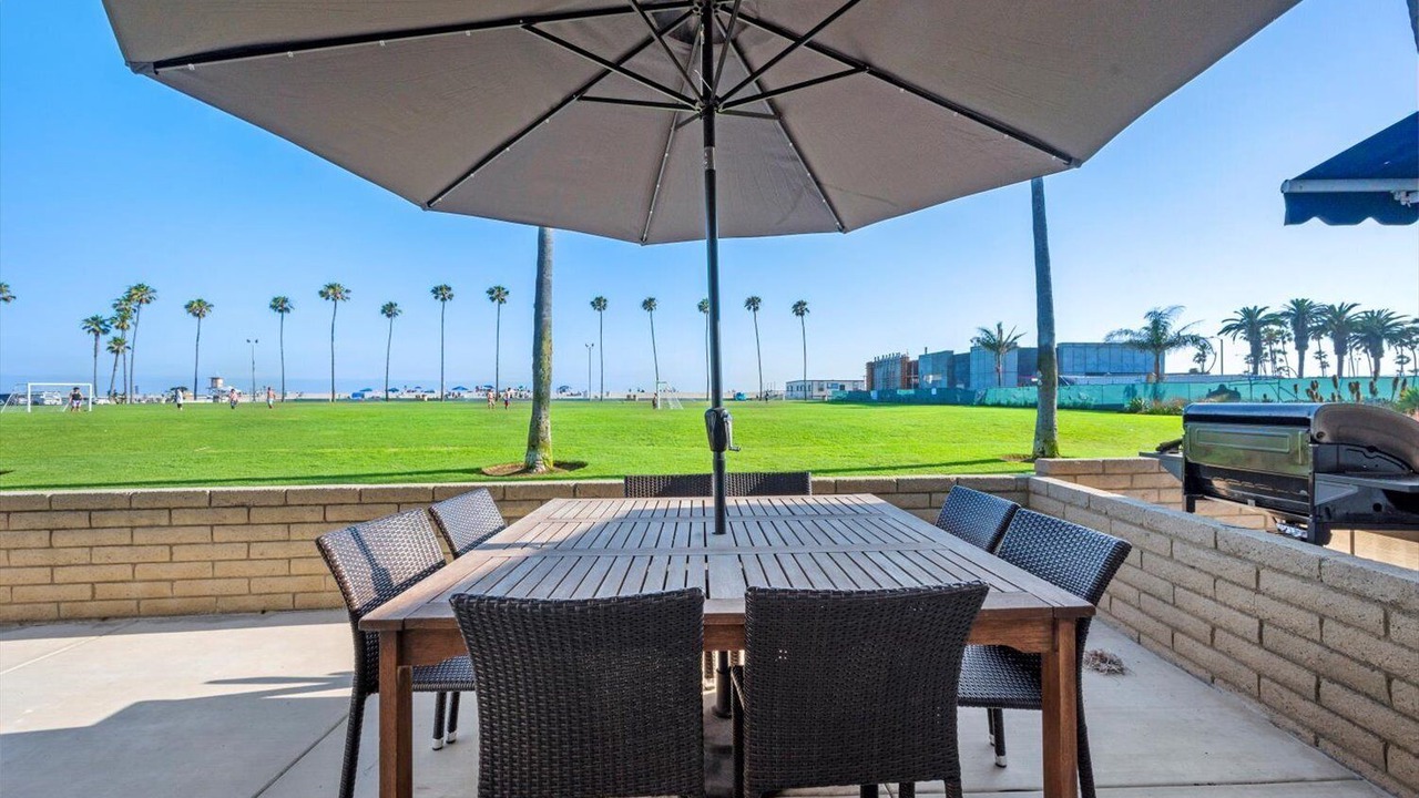 Photo of Others in Balboa Peninsula