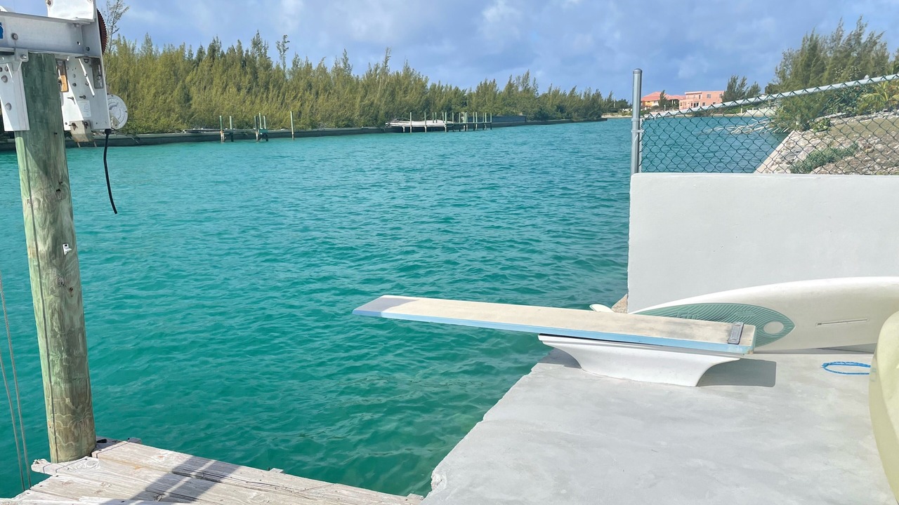 Photo of Outdoor in Bahamia West