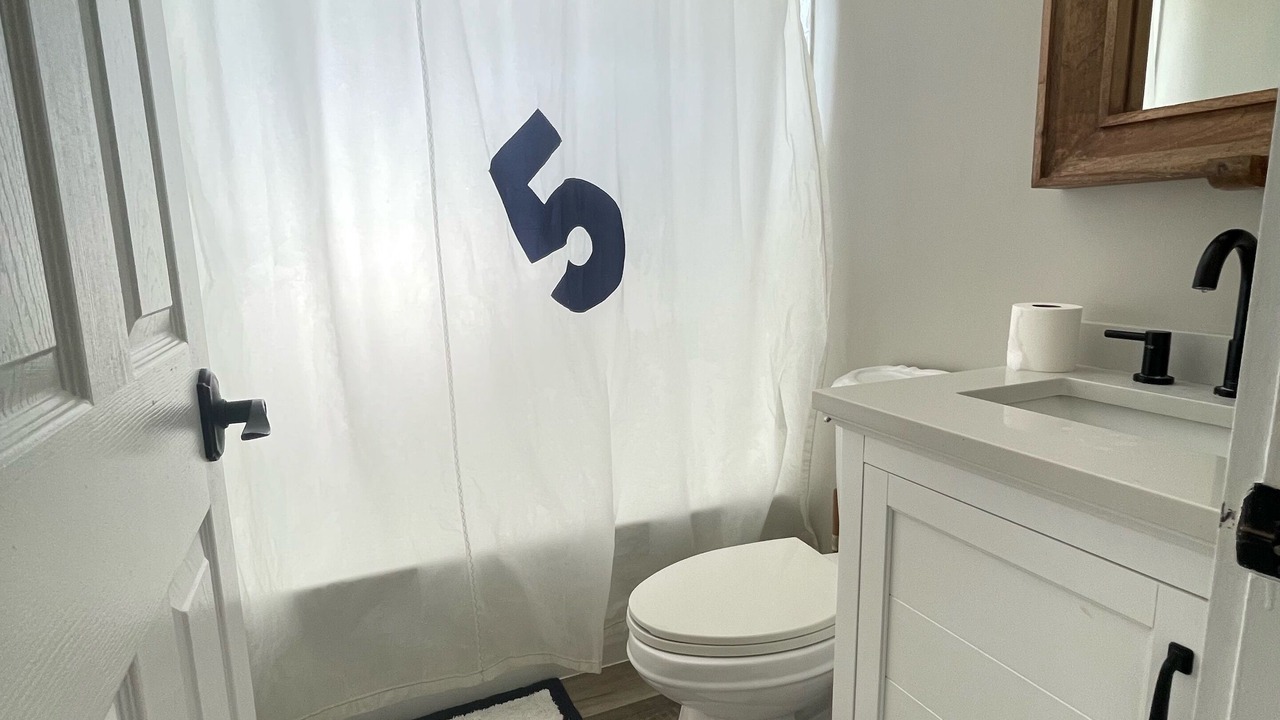 Photo of Bathroom in Bahamia West