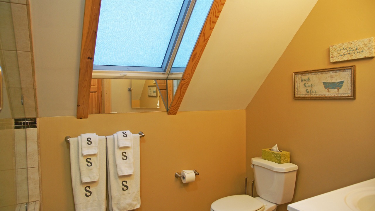 Photo of Bathroom in Naples