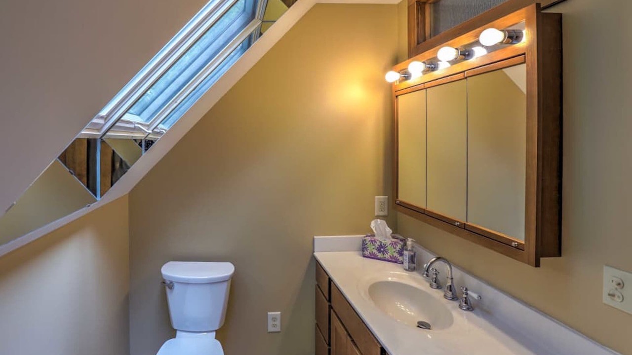 Photo of Bathroom in Naples