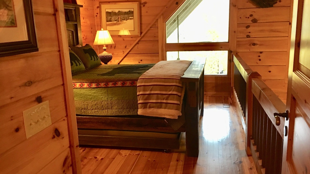 Photo of Bedroom in Maggie Valley
