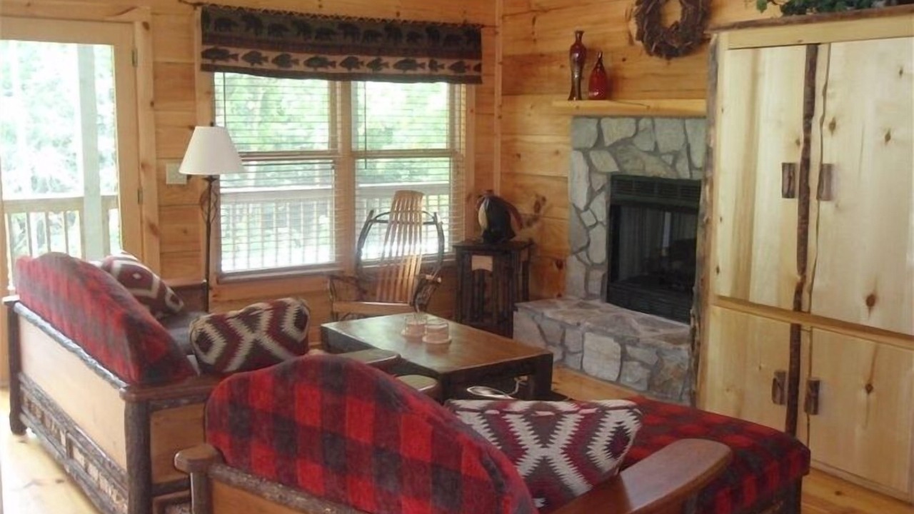 Photo of Bedroom in Maggie Valley