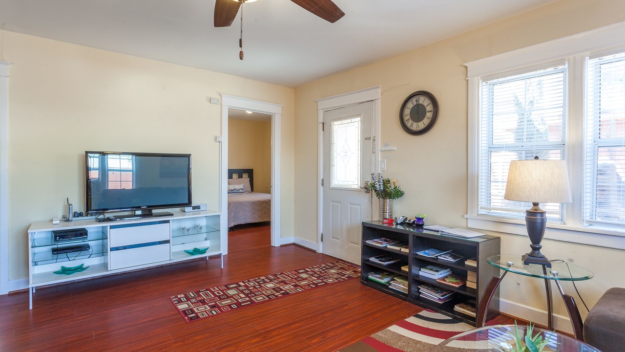 Photo of Bedroom in Mid City