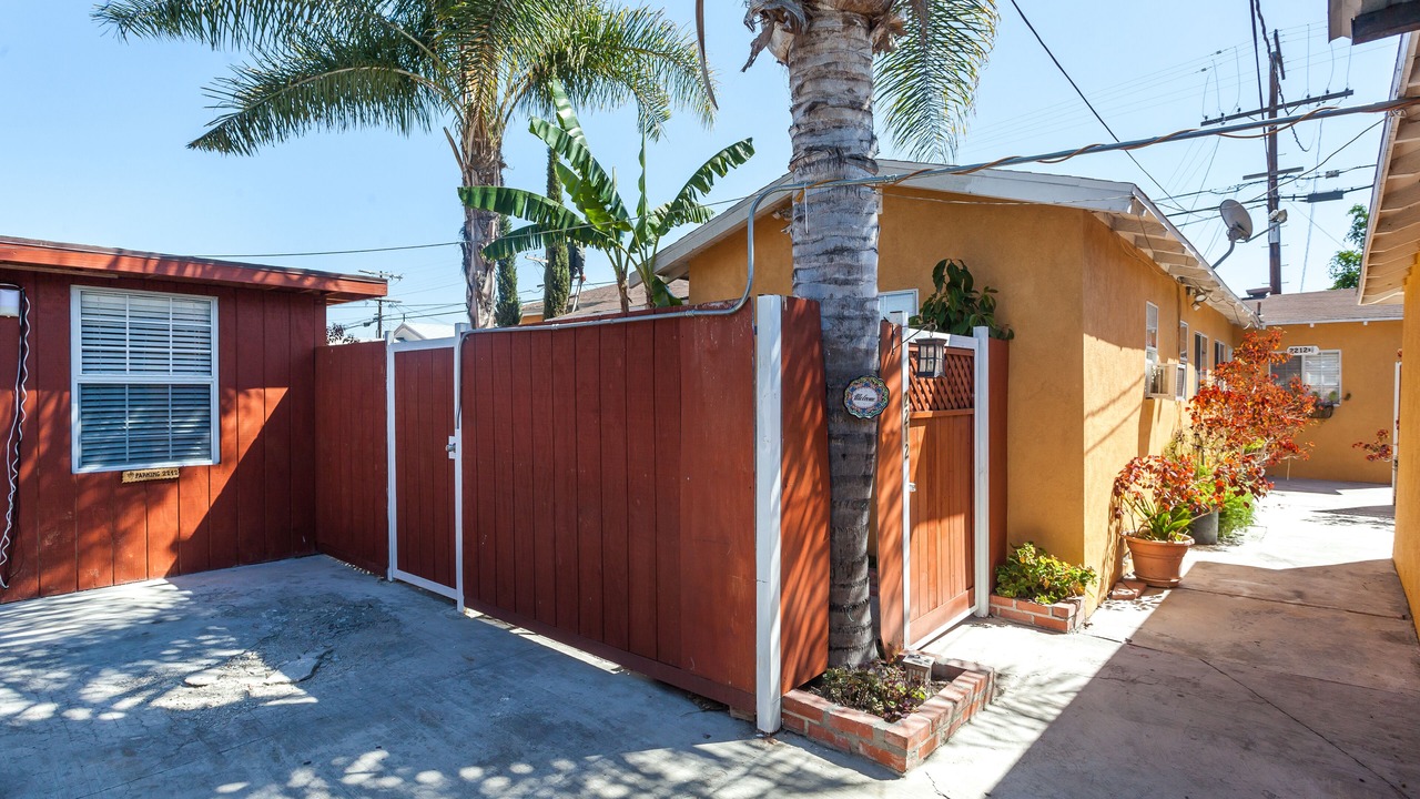 Photo of Outdoor in Mid City