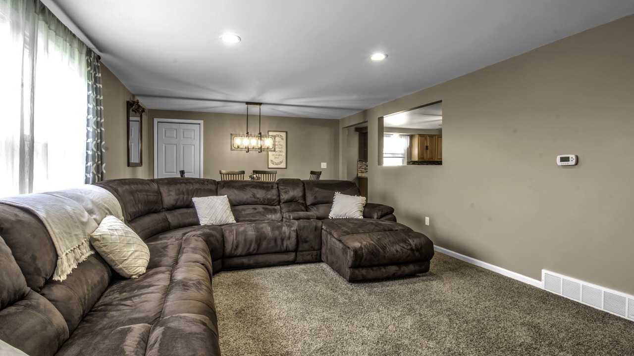 Photo of Livingroom in Cheektowaga