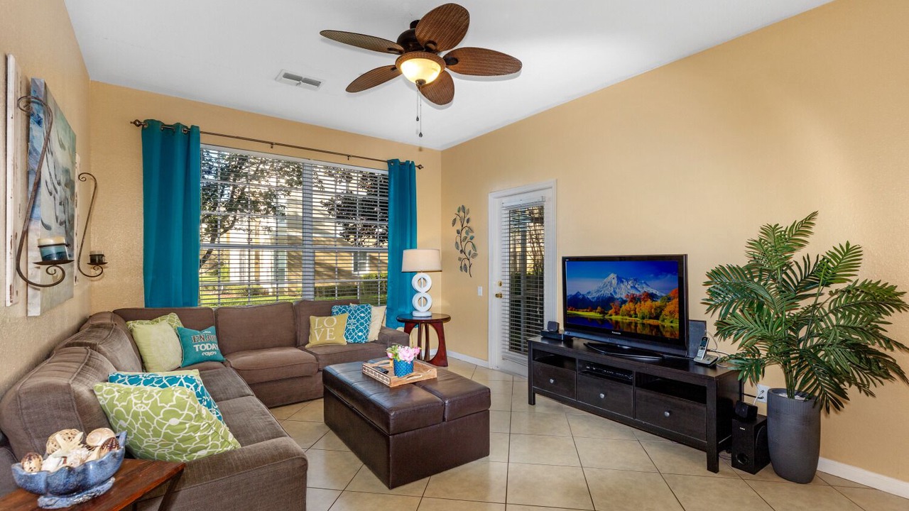 Photo of Livingroom in Windsor Palms