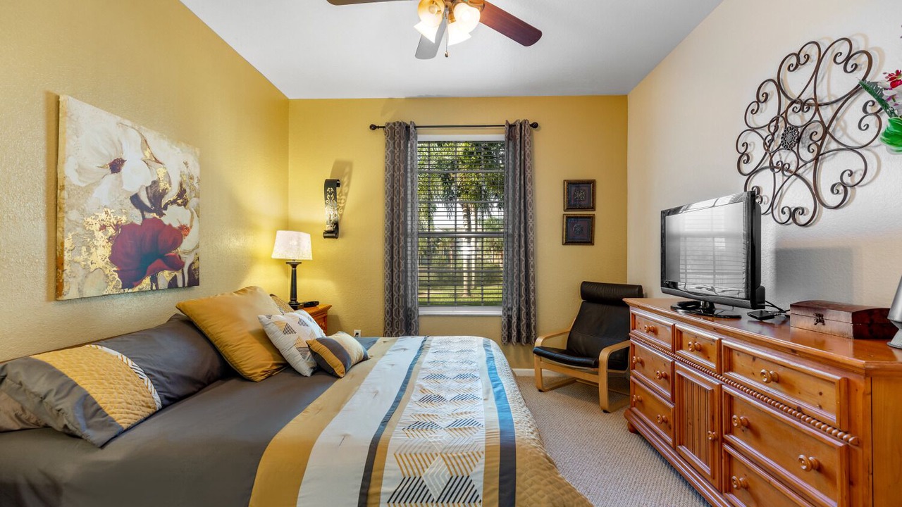 Photo of Bedroom in Windsor Palms