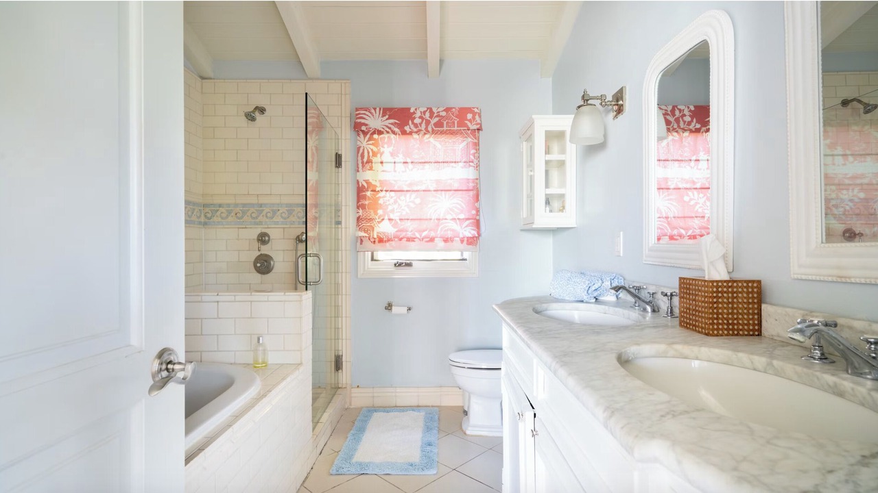 Photo of Bathroom in South Laguna