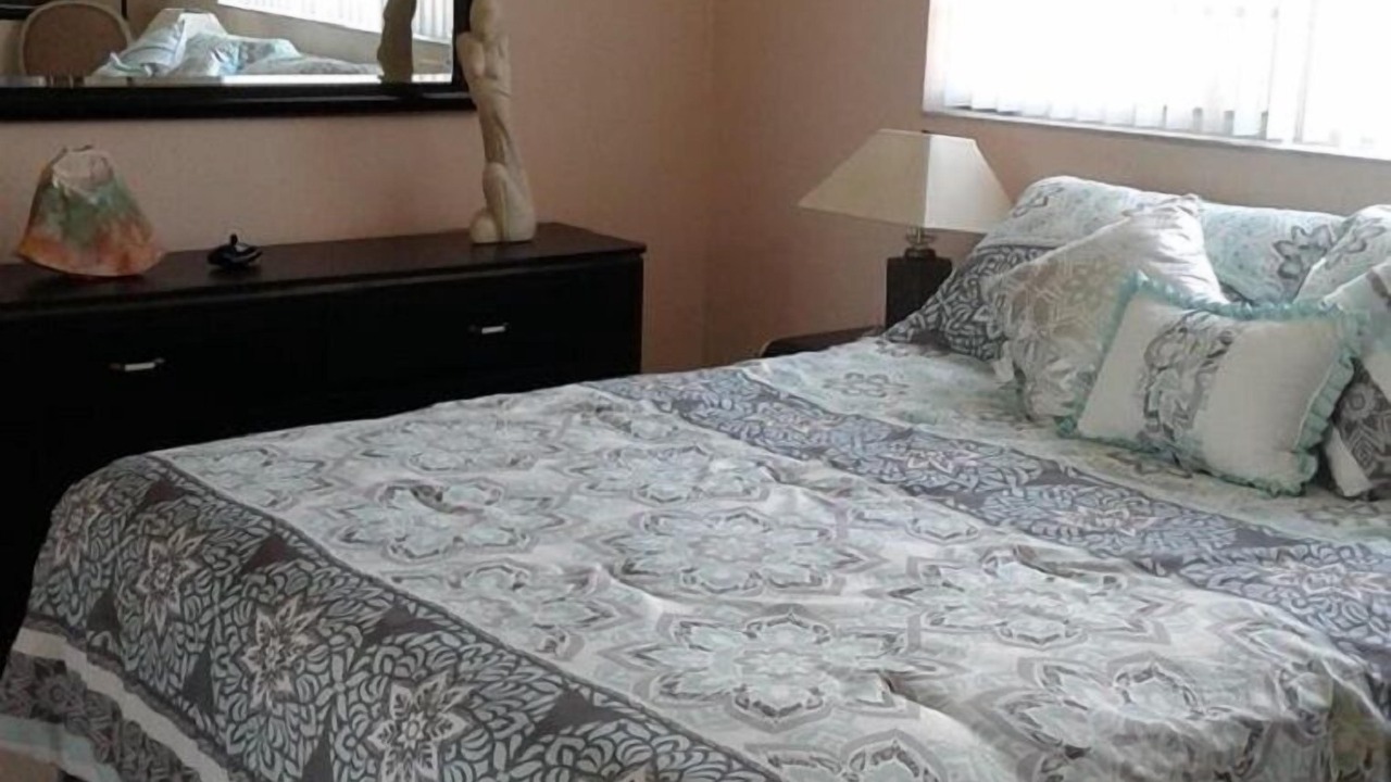 Photo of Bedroom in Hollywood South Central Beach