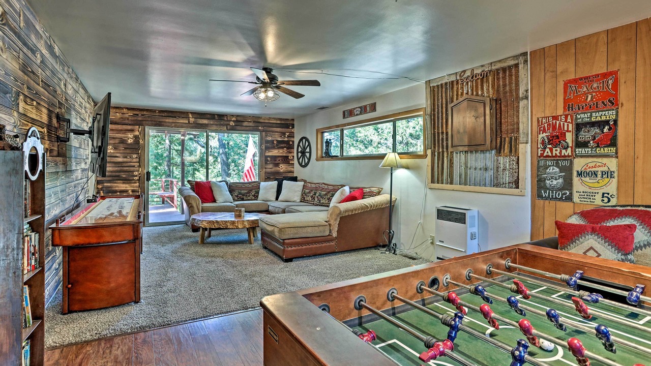 Photo of Bedroom in Cedar Glen