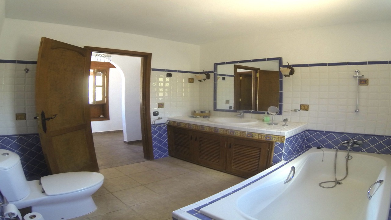 Photo of Bathroom in Lajares