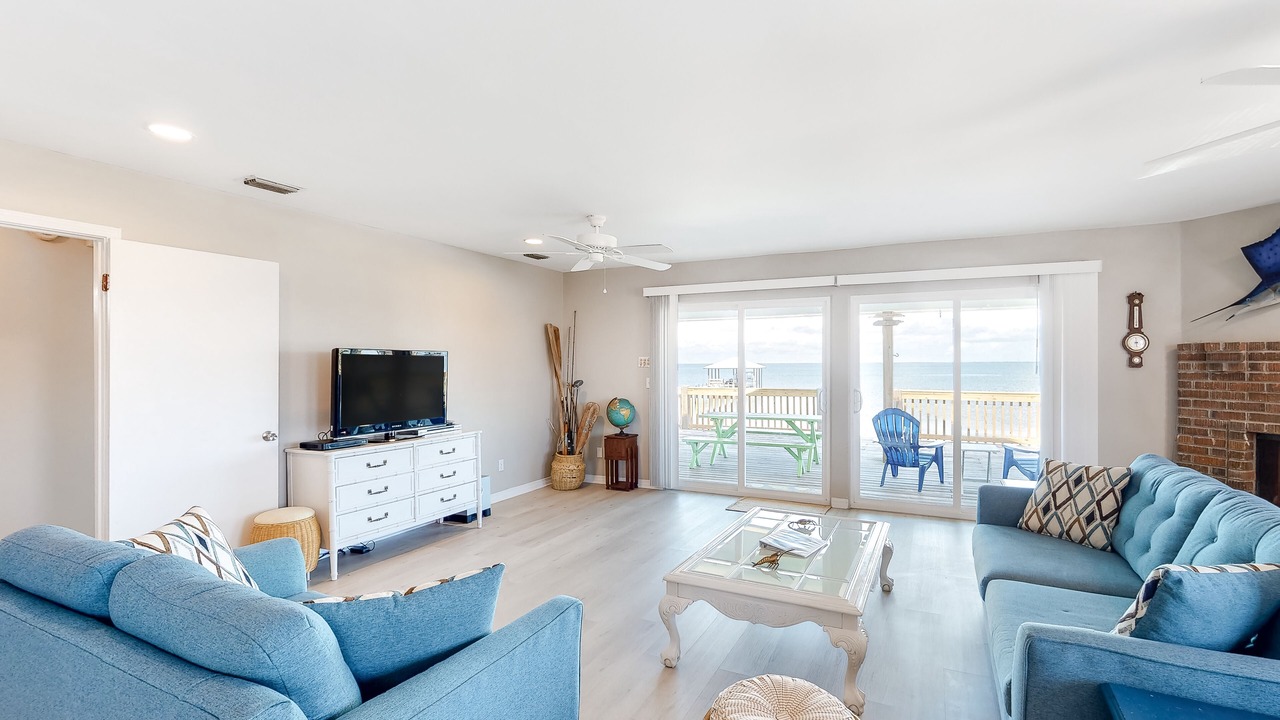 Photo of Livingroom in Silver Cay